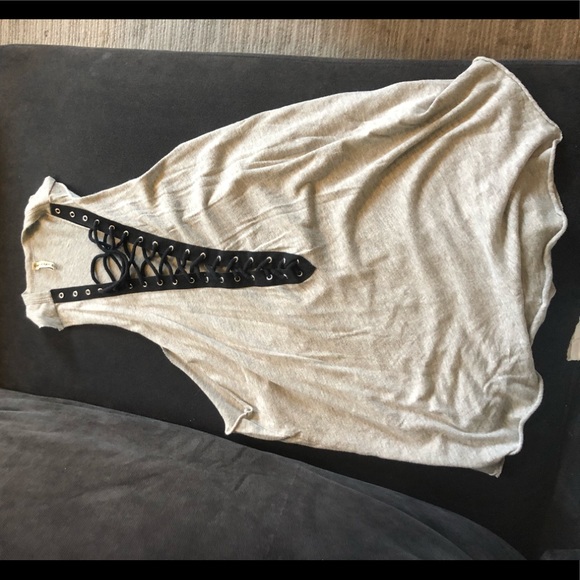 Lace up tank from LF - Picture 3 of 4